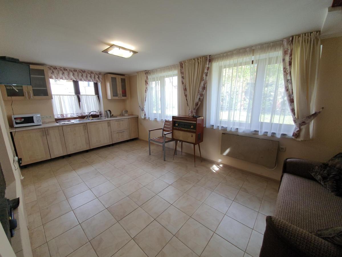 Dacha Koncha Zaspa Kozyn Buitenkant foto